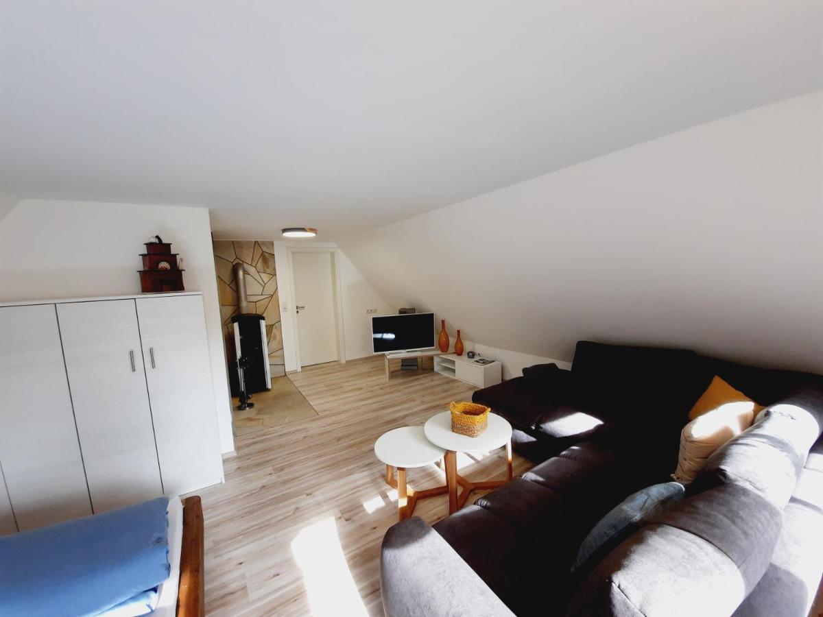 Ferienwohnung Stuetzengruen Exterior photo